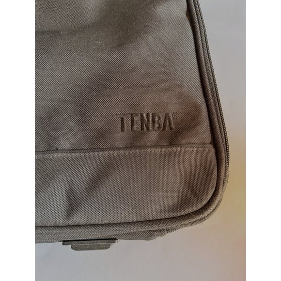 Tenba Black Nylon Camera/Laptop Carrying Case With Compartments & Straps - Picture 2 of 9